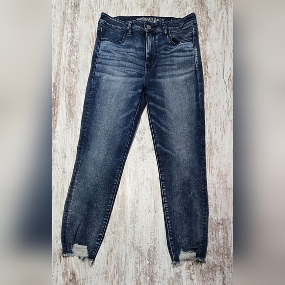 American Eagle Outfitters Classic Blue Women's Jeans Distressed Cuff - Picture 1 of 4